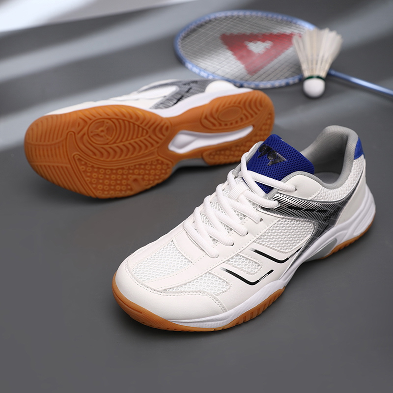 Nouvelles chaussures de badmin - Leatherwork Desk avis et prix